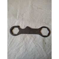 Ключ мотоциклетный 27х32, СССР. См. описание.