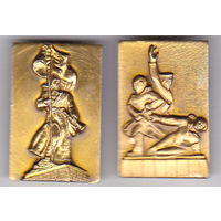 Владивосток: памятник борцам за власть Советов и памятник погибшим морякам.