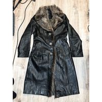 Кожаное утеплённое пальто, р.46-48