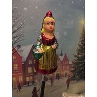 Елочная игрушка Красная шапочка