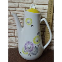 Кофейник, Рижская фарфоровая фабрика Эссена (Рижская фарф.фабрика,бывш. Эссена), 1953-1963 гг