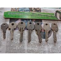 Ключи от замков. 7 штук. Находка