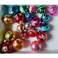 Шары ГДР ручная роспись с рубля!