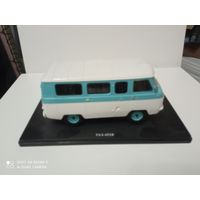 Легендарные советские автомобили N20 - УАЗ-452В