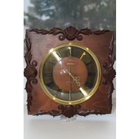 Шикарные настенные часы "ВЕСНА" (СЧК-5) с красивой отделкой и роскошном деревянном корпусе в небольшую дороботку