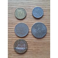 Набор монет Франции. Сантимы и франки (1/2, 1, 2, 10)