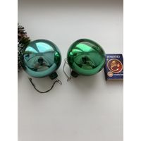 Лот елочных игрушек.