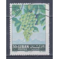 [2428] Ливан 1962. Флора.Фрукты.Плоды.Виноград. Гашеная марка.