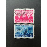 Польша 1950 Неполная серия марок с надпечаткой "GROSZY" на марках 1949 года Mi.527-528 "Конгресс профсоюзов Польши" (гашение без клея следы наклеек) Mi.630-631 каталог 14.00 евро