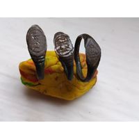 3 стариных колечка