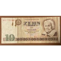 Банкнота 10 марок 1971 год. ГДР. Клара Цеткин.
