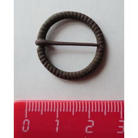 Застежка старая. Сохранилась в отличном состоянии.