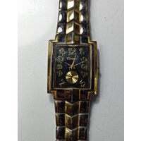 Часы кварцевые с рубля .