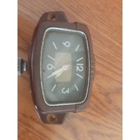 Часы автомобильные