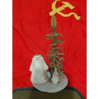 Дед мороз с зайчиком и елкой