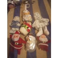 Деды морозы и снеговики.