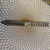 Часы наручные с браслетом SECONDA ,   тикают. Состояние на скане.