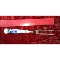 Вилка. Фарфор. ГДР.