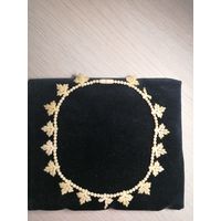 Колье из слоновой кости