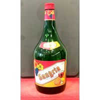 Бутылка от напитка SANGRIA * Сангрия * Германия * объём 1.5 литра * высота 30 см * диаметр 10.5 см