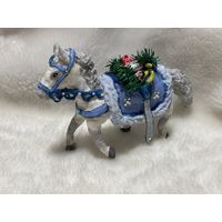 Игрушка на елку из ваты