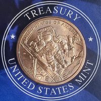 США 1 доллар 2025г. (P). Космический центр имени Линдона Джонсона в Техасе.