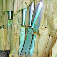 Нож столовый СЗ клеймо, возможно завод имени Сталина. В масле