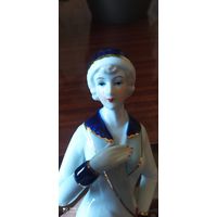 Статуэтка интерьерная