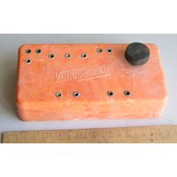 Радиоприемник детекторный КОМСОМОЛЕЦ вид 2 цветной корпус