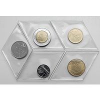 Италия 20 (1990), 50 (1989), 100 (1991), 200 (1991), 500 (1990) лир _ в запайке