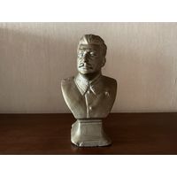 Бюст Сталина (гипс).