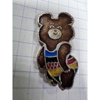 Знак олимпийский мишка ссср с рубля
