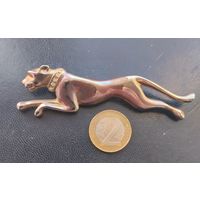 Брошь. Пума.