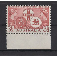 Австралия /Australia 1956** 100 лет правления в Новом Южном Уэльсе, Виктории и Тасмании. Королева Виктория и Елизавета II  Mi#262