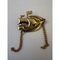 Брошка корабль СССР значок