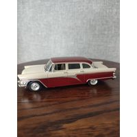 Автомобиль Чайка  Diagostini