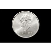 3 марки (рейхсмарки) 1932 г. Веймарская республика (Германия), Пауль фон Гинденбург. "100 лет со дня смерти Гёте". Штемпельный блеск!