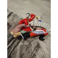 Танцоры,крупная