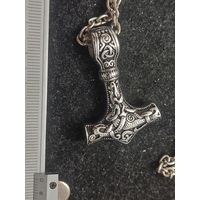 Цепочка с кулоном