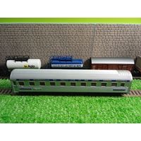 Вагон пассажирский  4-х осный   "KleinBahn" -ЛОМ- б/у 1/87 HO