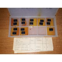 Микросхемы,   КР504НТ3Б