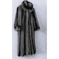ЕНОТОВАЯ ШУБА Д.-124 СМ.О/Г - 124 СМ. Доставка - за счет продавца.