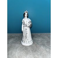 Фарфоровая статуэтка Анаит.