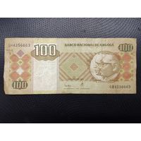 100 кванза Ангола.