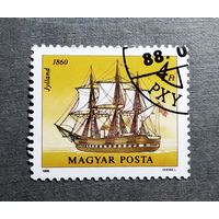 Марка Венгрия 1988 год Парусник