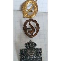 С 1 РУБЛЯ ! ЛОТ ТРИ ВОЕННО СПОРТИВНЫХ ЗНАКА ШВЕЦИЯ ЛАТУНЬ КЛЕЙМА ФИРМА  ПОЗОЛОТА