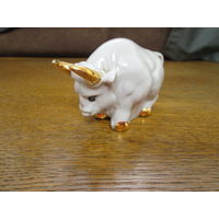 Статуэтка Зубр,Беларуски,позолота рога,и копыта.1980--х,Большая редкость ,