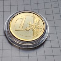 1 евро Германии 2002 F. В позолоте в пруфе в капсуле.